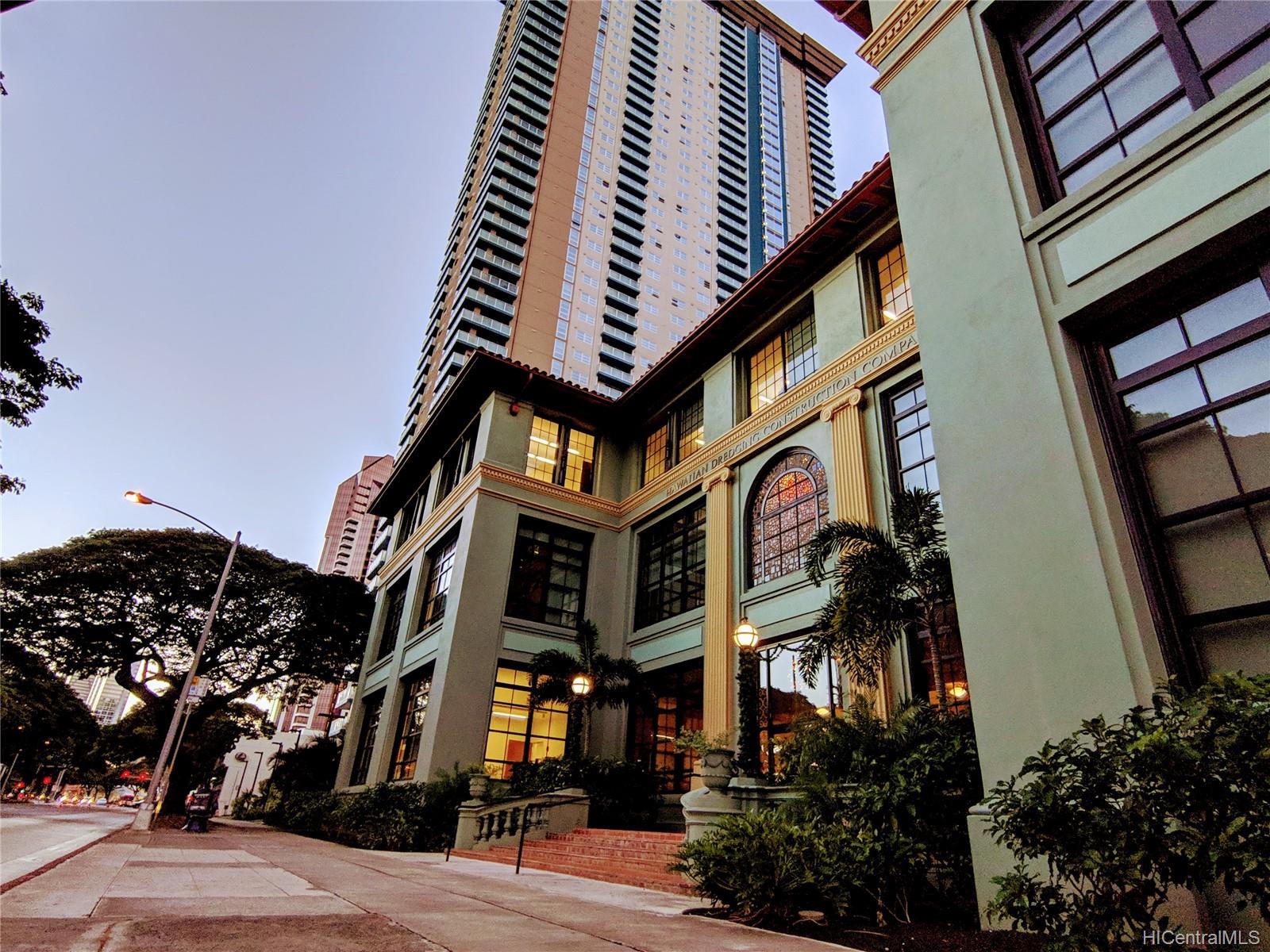 801 South Street #824, Honolulu, HI 96813