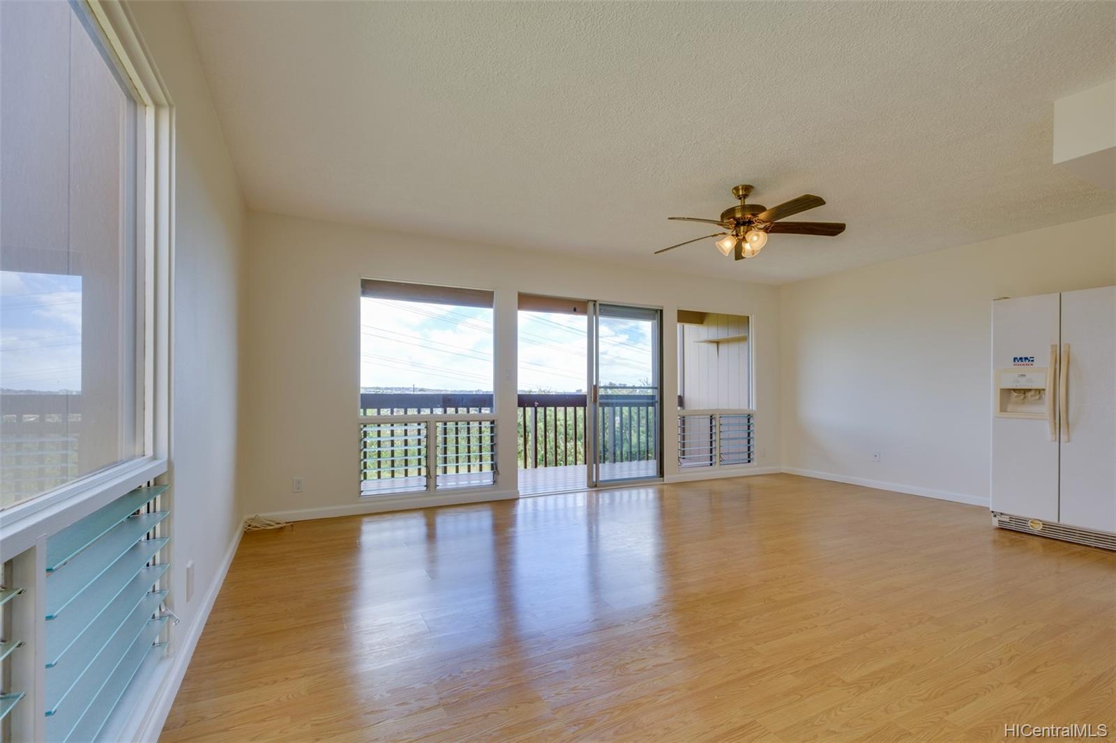 98-1369A Kaahumanu Street #362, Aiea, HI 96701