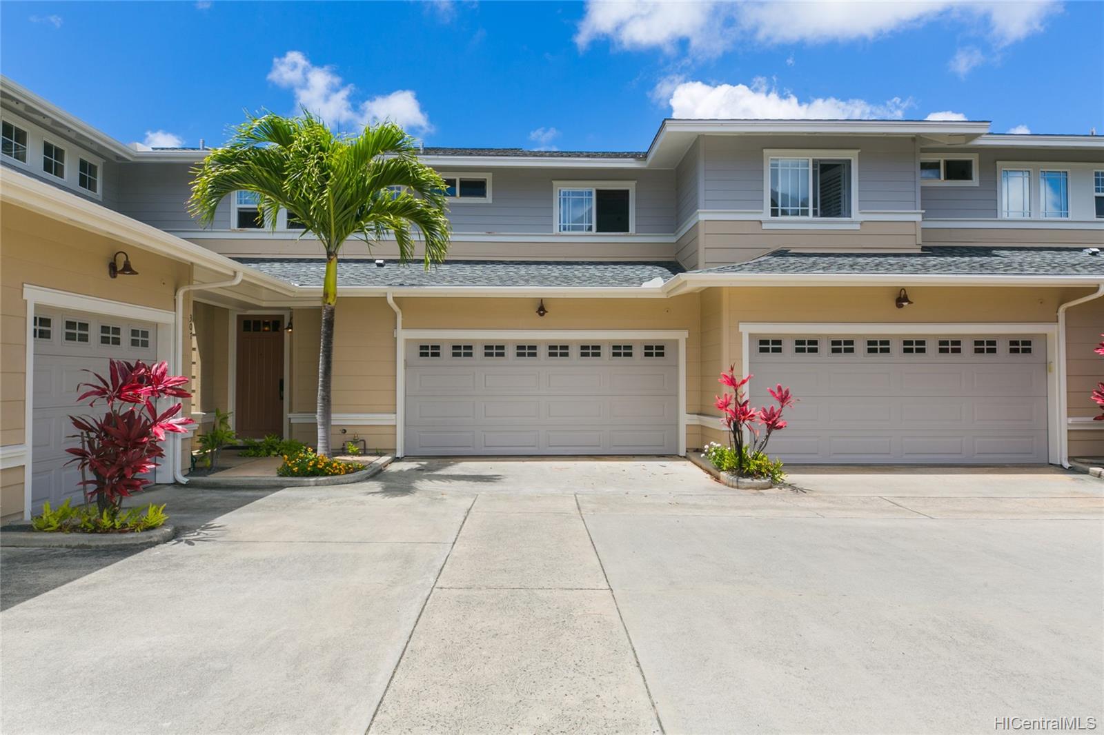 580 Lunalilo Home Road #B306, Honolulu, HI 96825