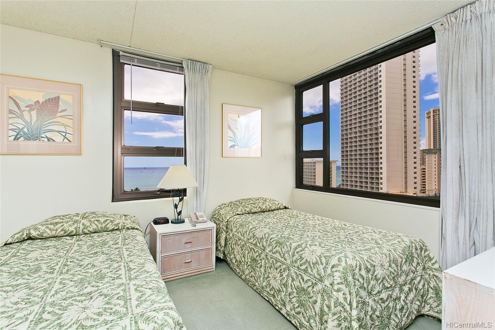 201 Ohua Avenue #1714-Makai, Honolulu, HI 96815