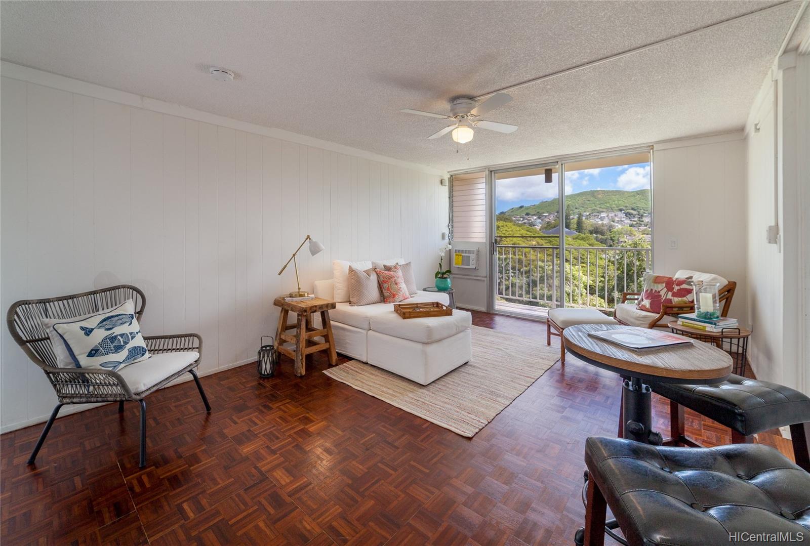 1720 Huna Street #B609, Honolulu, HI 96817