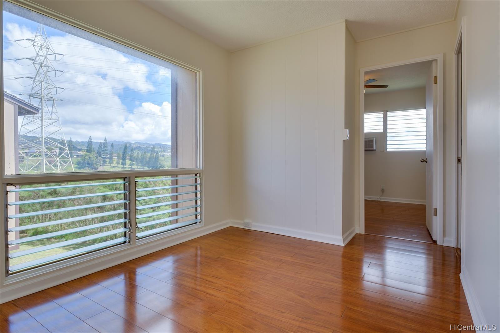 98-1369A Kaahumanu Street #362, Aiea, HI 96701