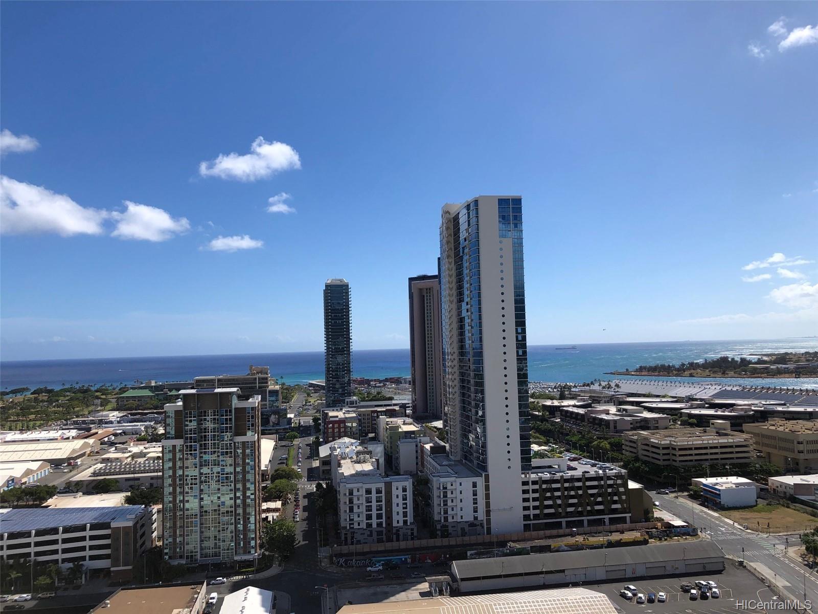 600 Queen Street #2505, Honolulu, HI 96813