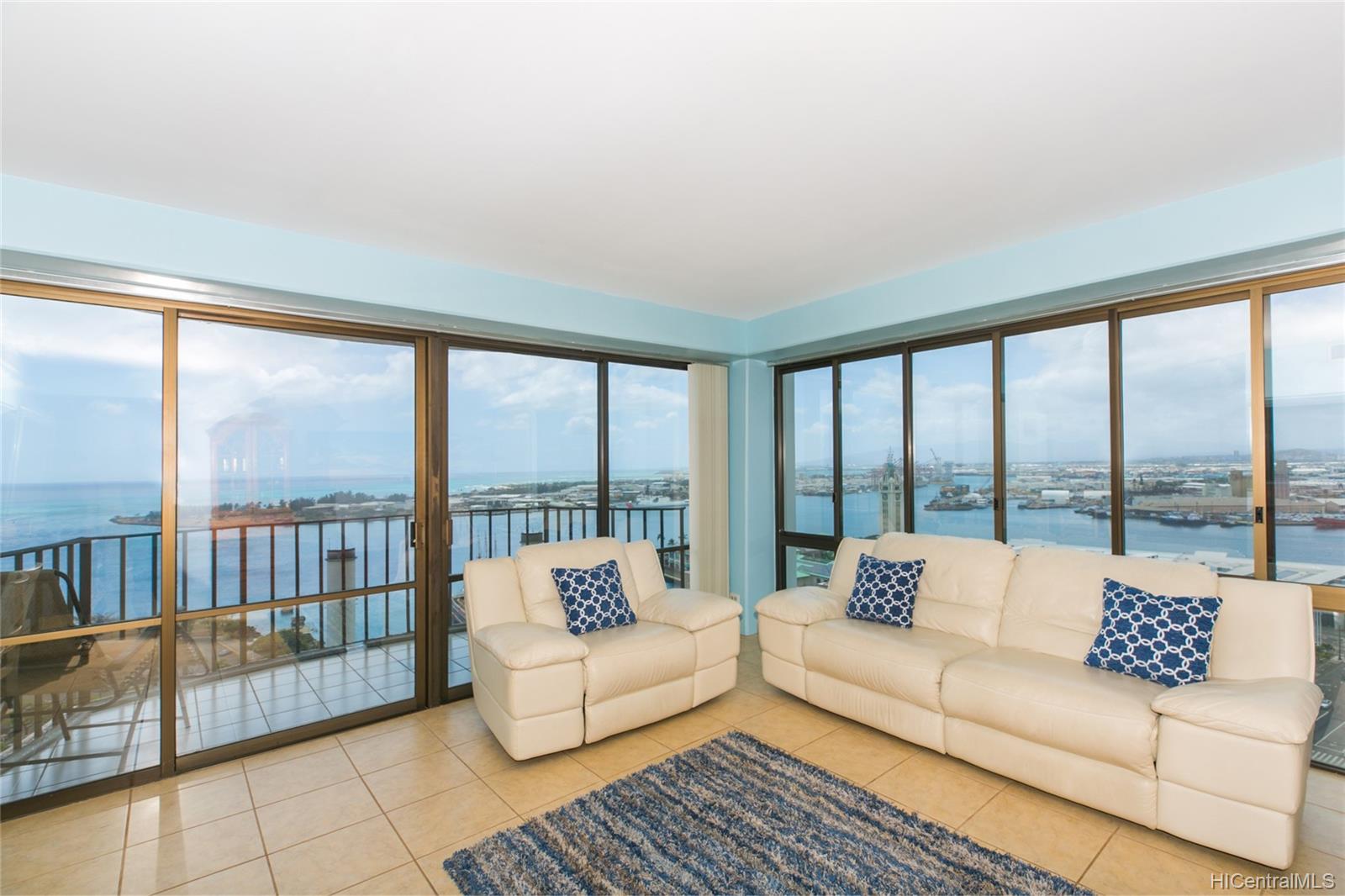 700 Richards Street #2101, Honolulu, HI 96813