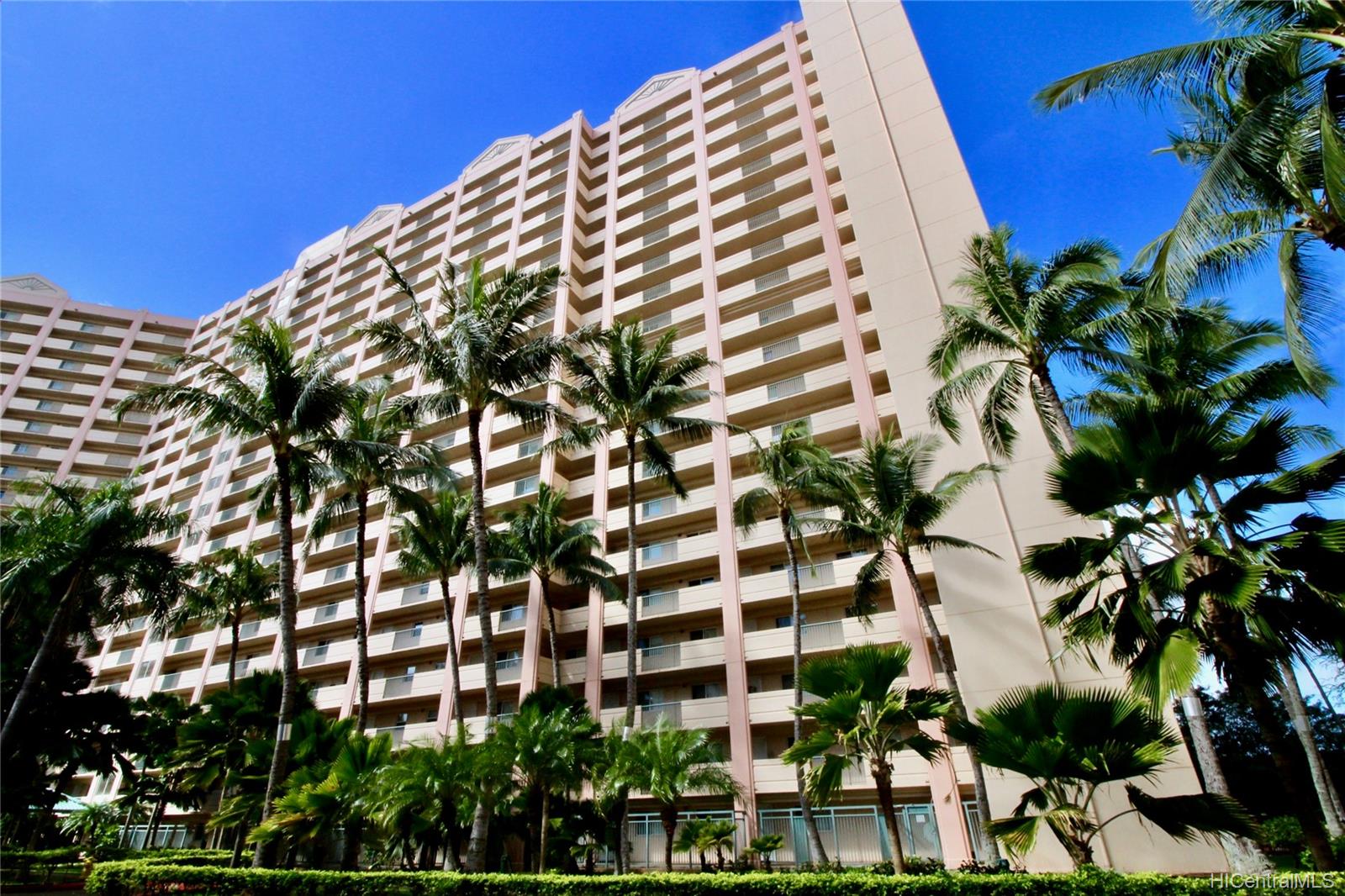 3075 Ala Poha Place #1506, Honolulu, HI 96818