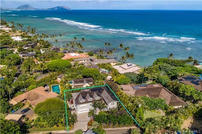 132 Royal Circle #A, Honolulu, HI 96816