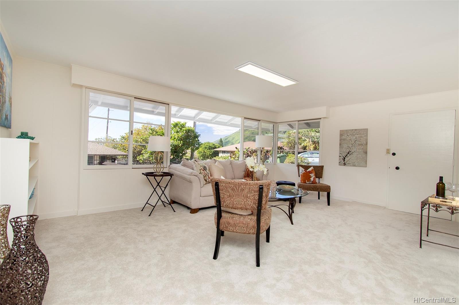 3581 Akaka Place Honolulu, HI 96822