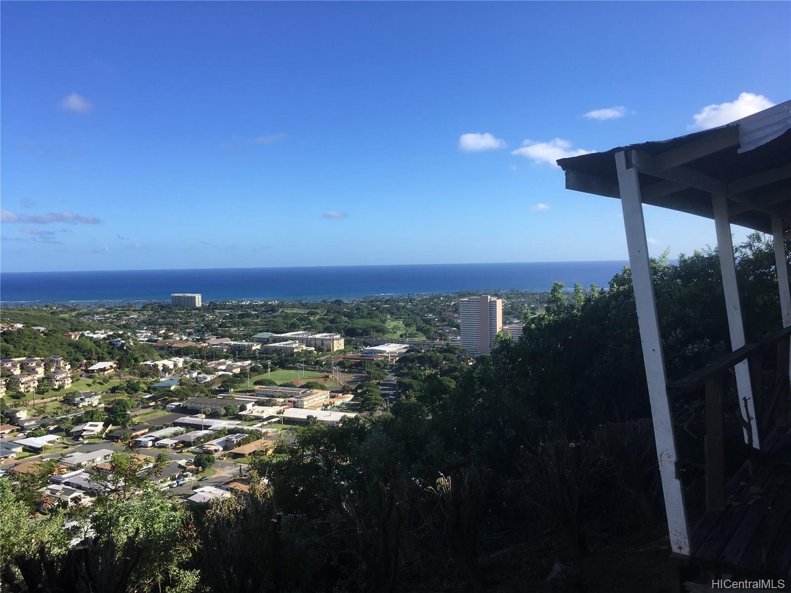 1649A Paula Drive Honolulu, HI 96816