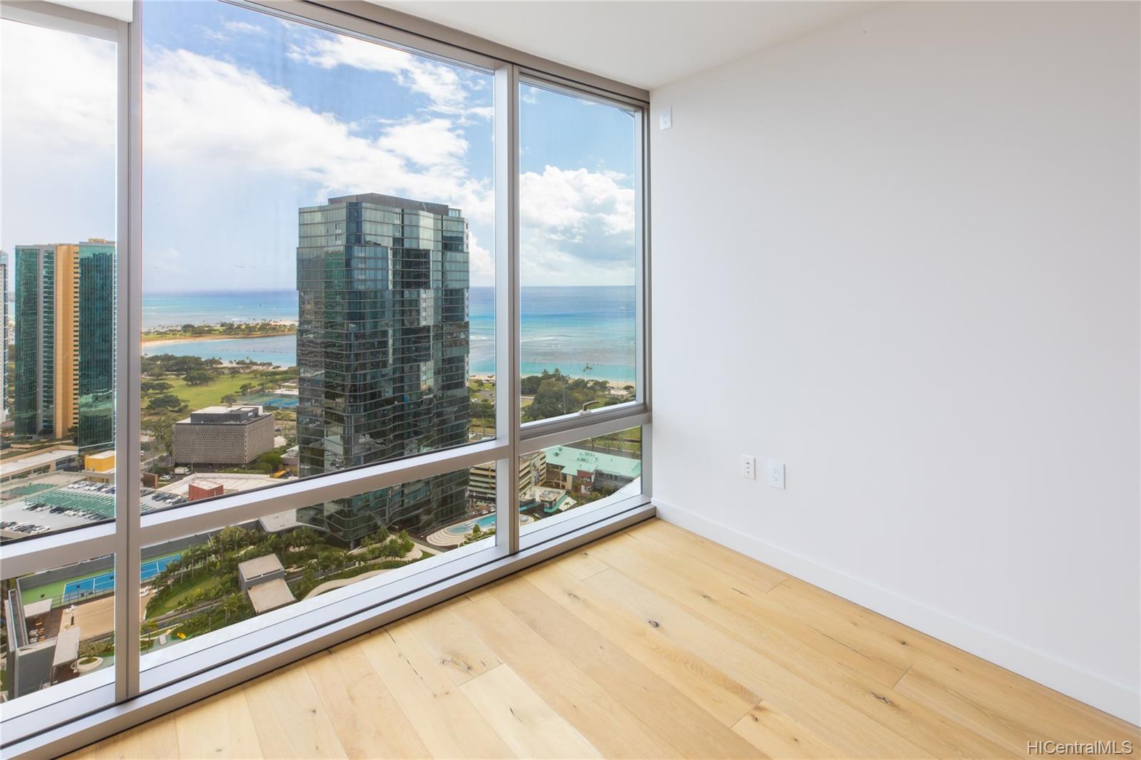 1001 Queen Street #3308, Honolulu, HI 96814