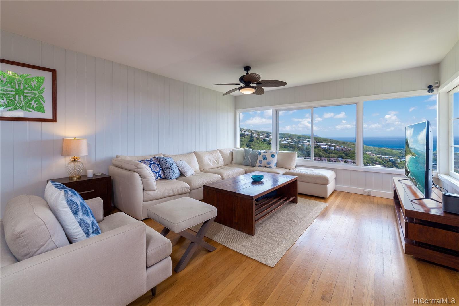 1611A Paula Drive Honolulu, HI 96816