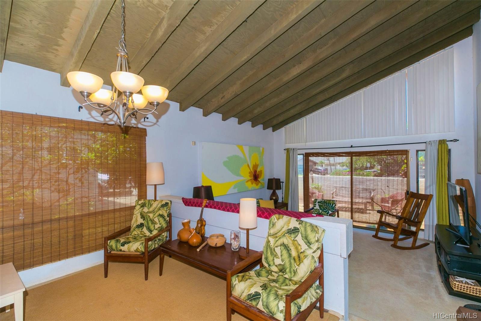 1244 Mokuhano Street Honolulu, HI 96825