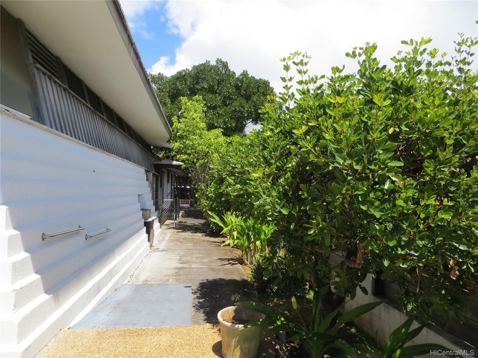 4510 Waikui Street Honolulu, HI 96821