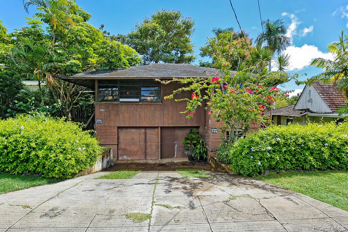 1935 Makiki Street Honolulu, HI 96822