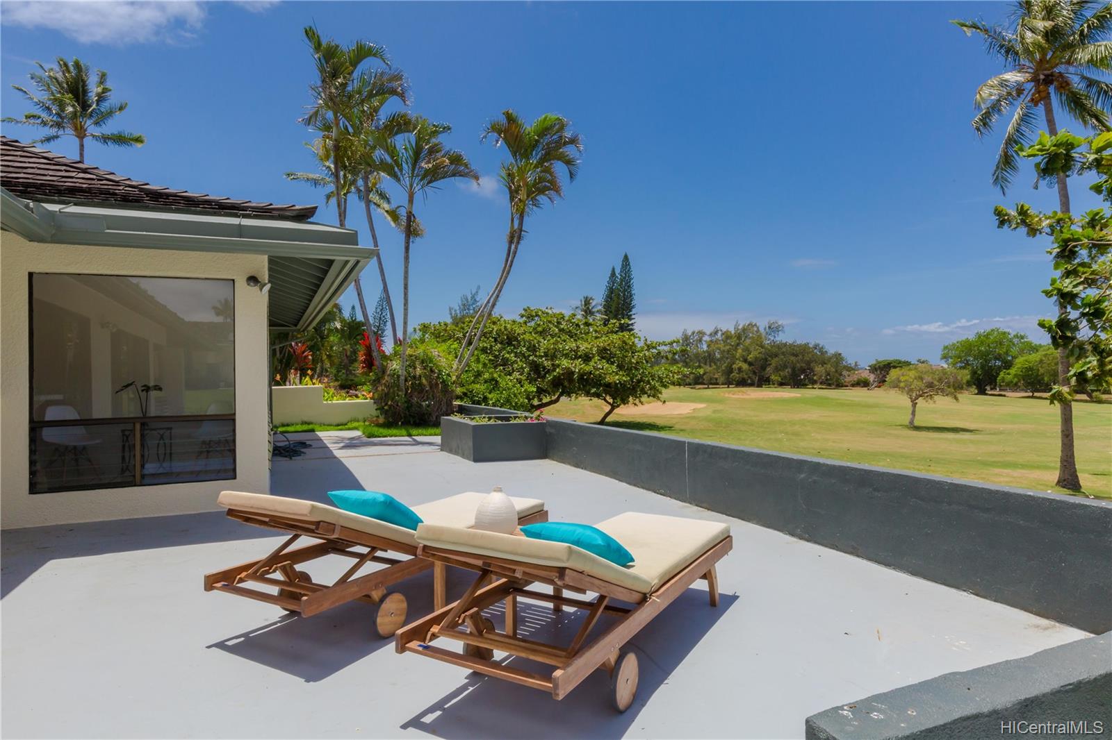 1030 Kawaihoa Way Honolulu, HI 96825