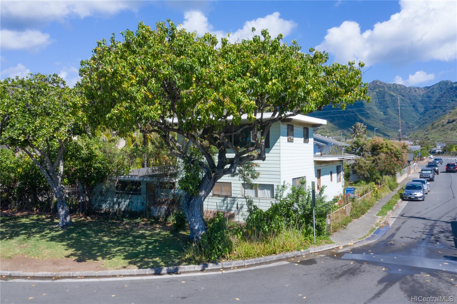 102 Bay Street Honolulu, HI 96821