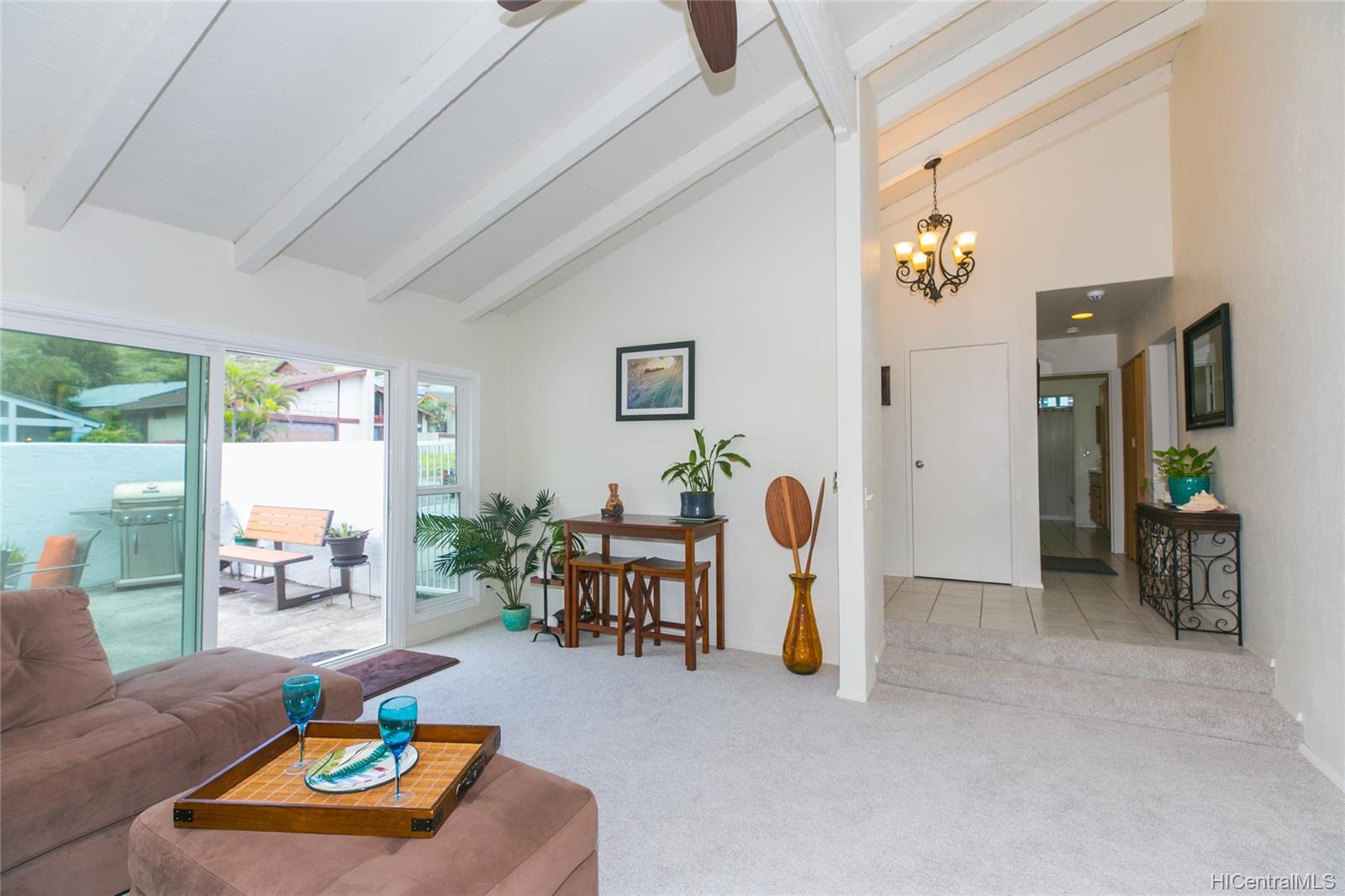 1398 Kaeleku Street Honolulu, HI 96825