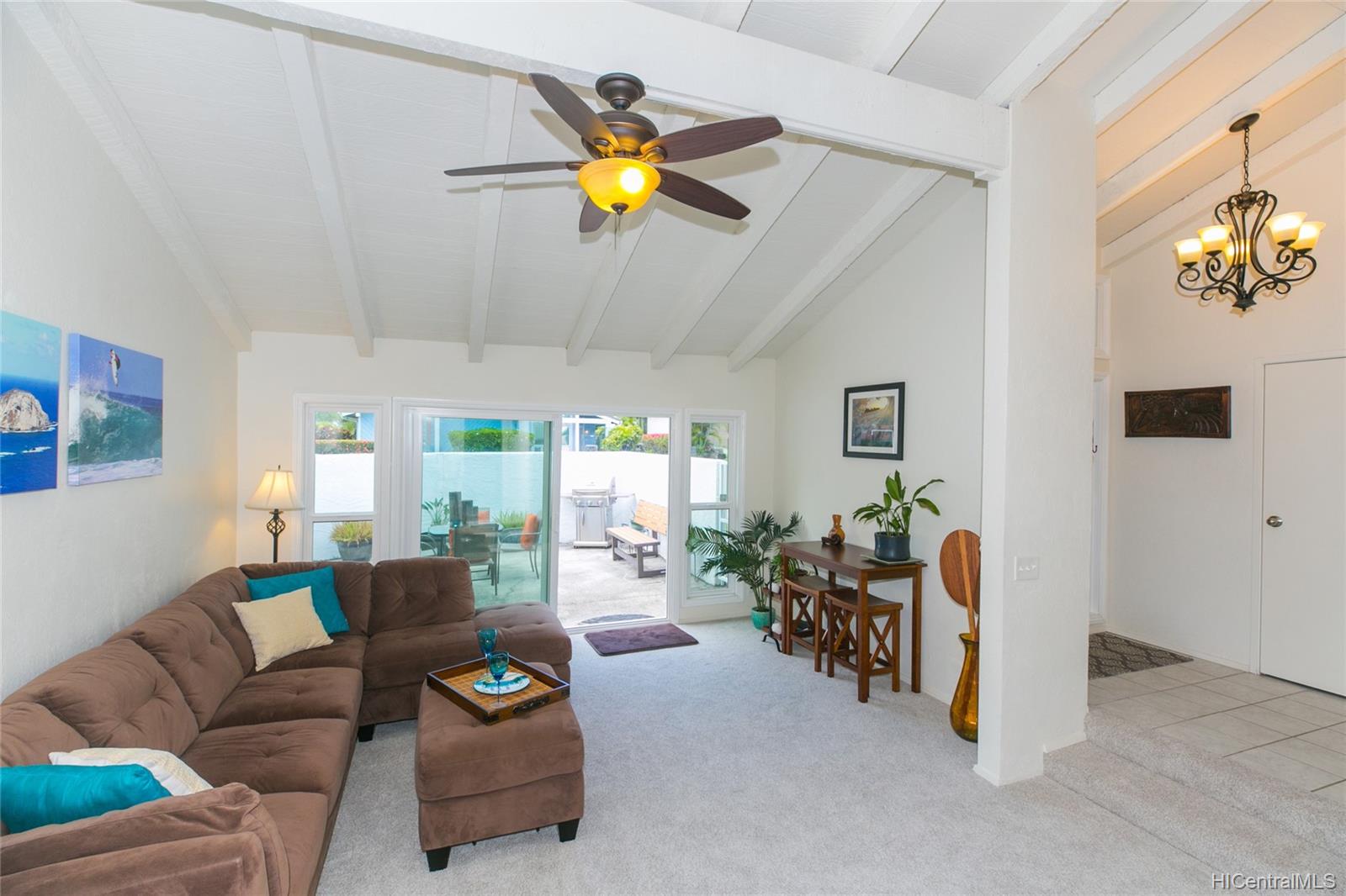 1398 Kaeleku Street Honolulu, HI 96825