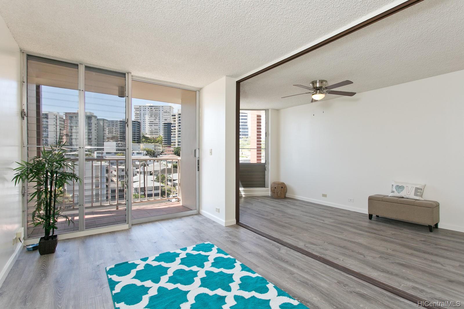 1535 Pensacola Street #704, Honolulu, HI 96822