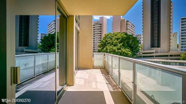 1551 Ala Wai Boulevard #405, Honolulu, HI 96815