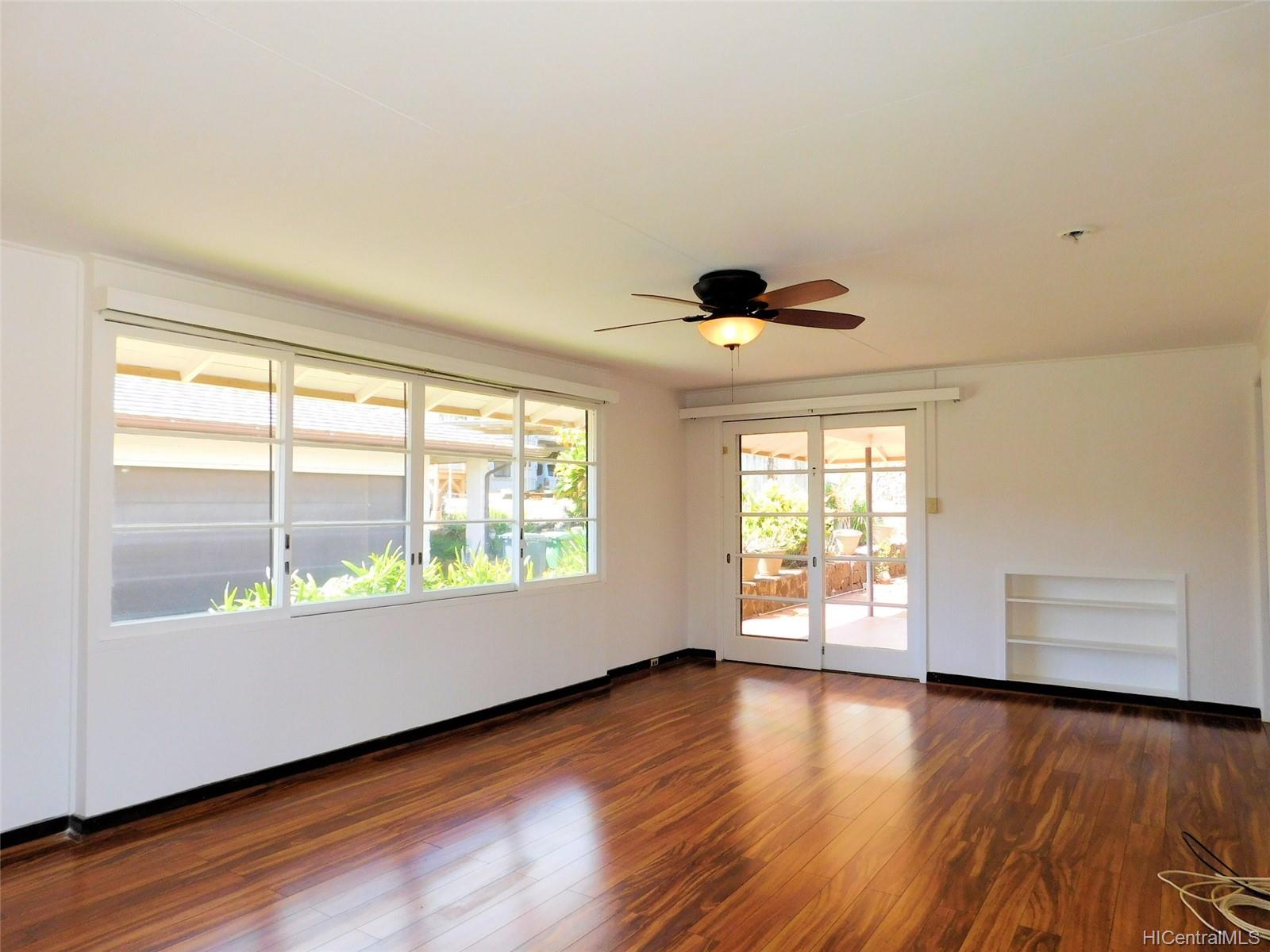 3814 Kaimuki Avenue Honolulu, HI 96816