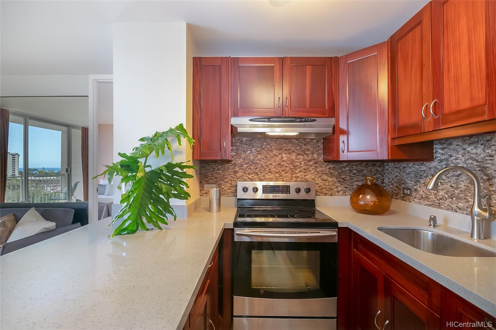 1925 Kalakaua Avenue #1202, Honolulu, HI 96815