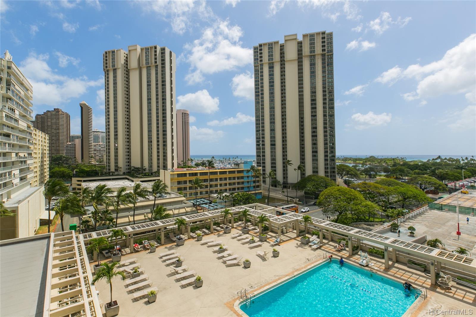 410 Atkinson Drive #816, Honolulu, HI 96815