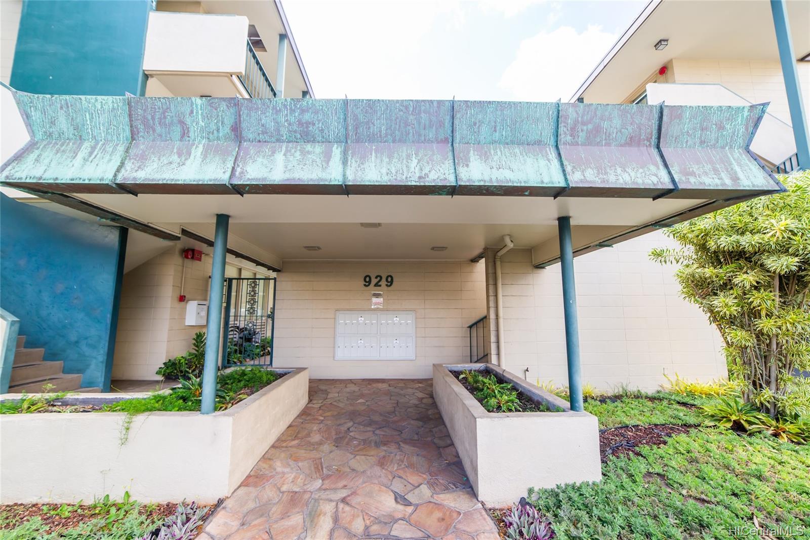 929 Ahana Street #206, Honolulu, HI 96814