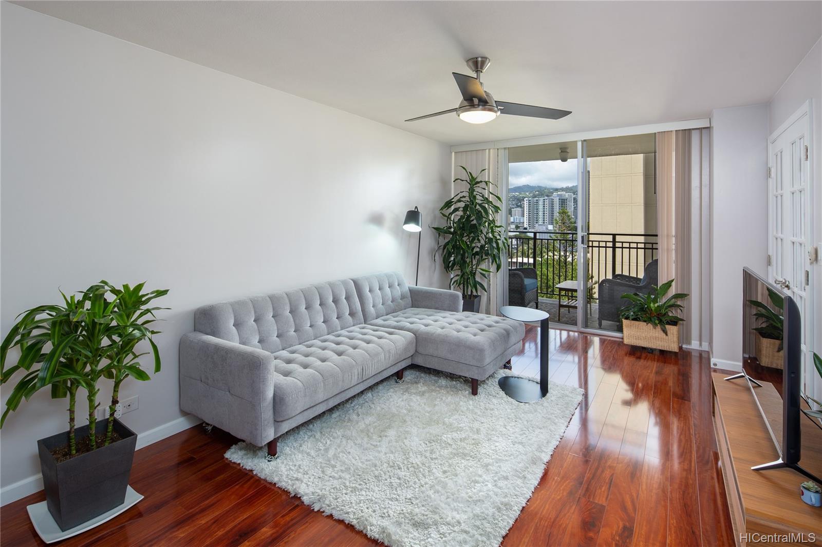 1610 Kanunu Street #1104, Honolulu, HI 96814