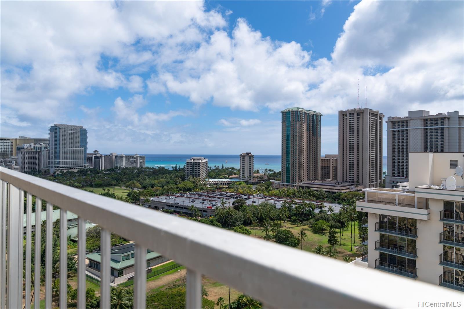 1925 Kalakaua Avenue #2103, Honolulu, HI 96815