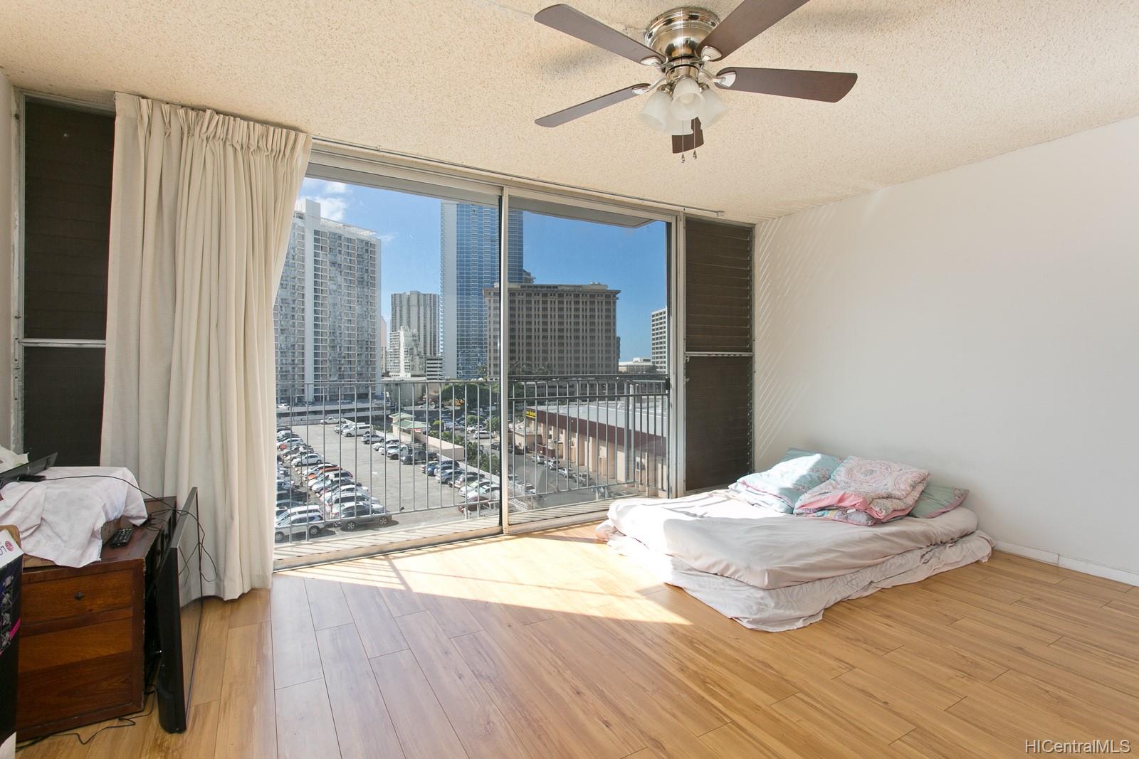 1650 Kanunu Street #703, Honolulu, HI 96814