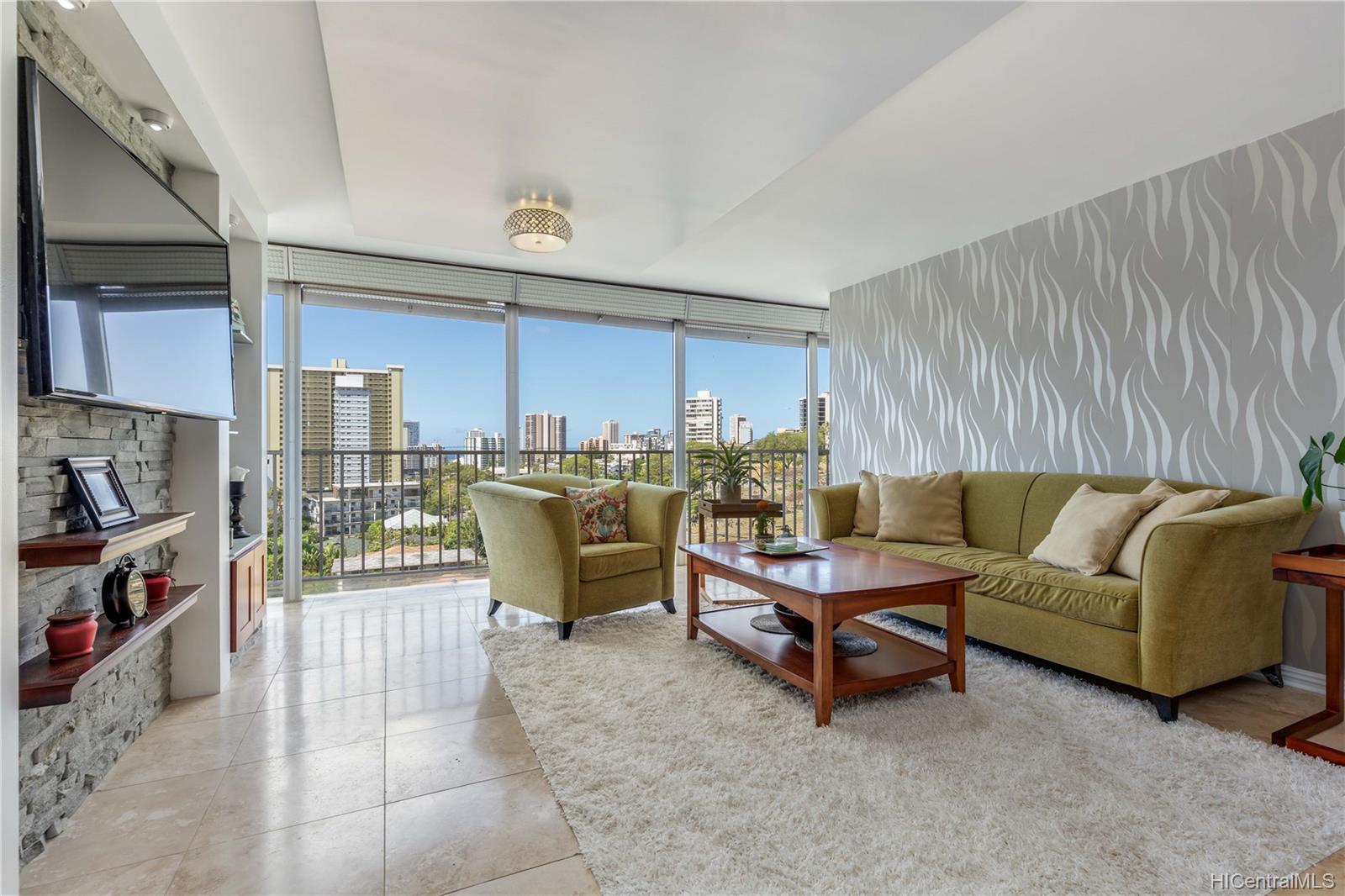 1687 Pensacola Street #1203, Honolulu, HI 96822