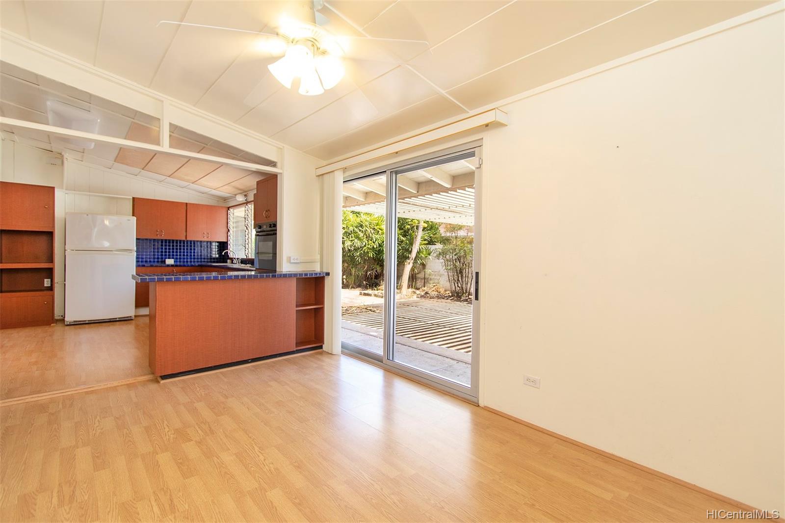 476 Halemaumau Street Honolulu, HI 96821