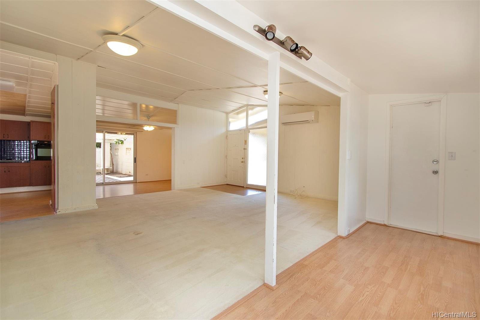 476 Halemaumau Street Honolulu, HI 96821