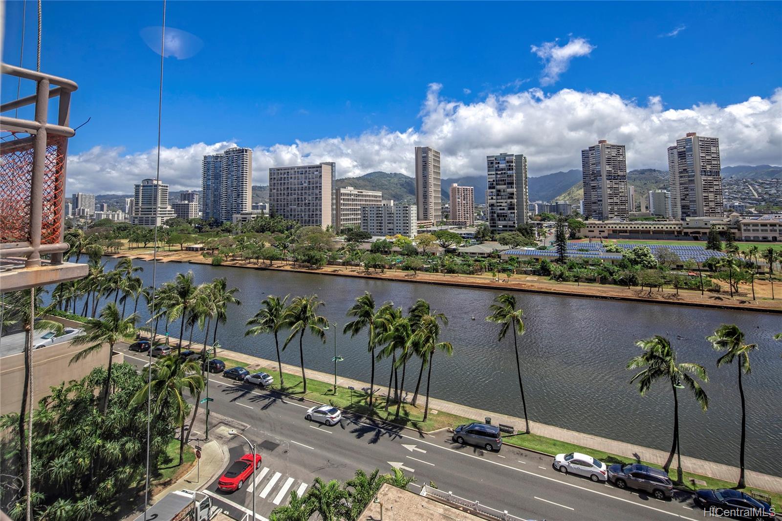 445 Kaiolu Street #911, Honolulu, HI 96815