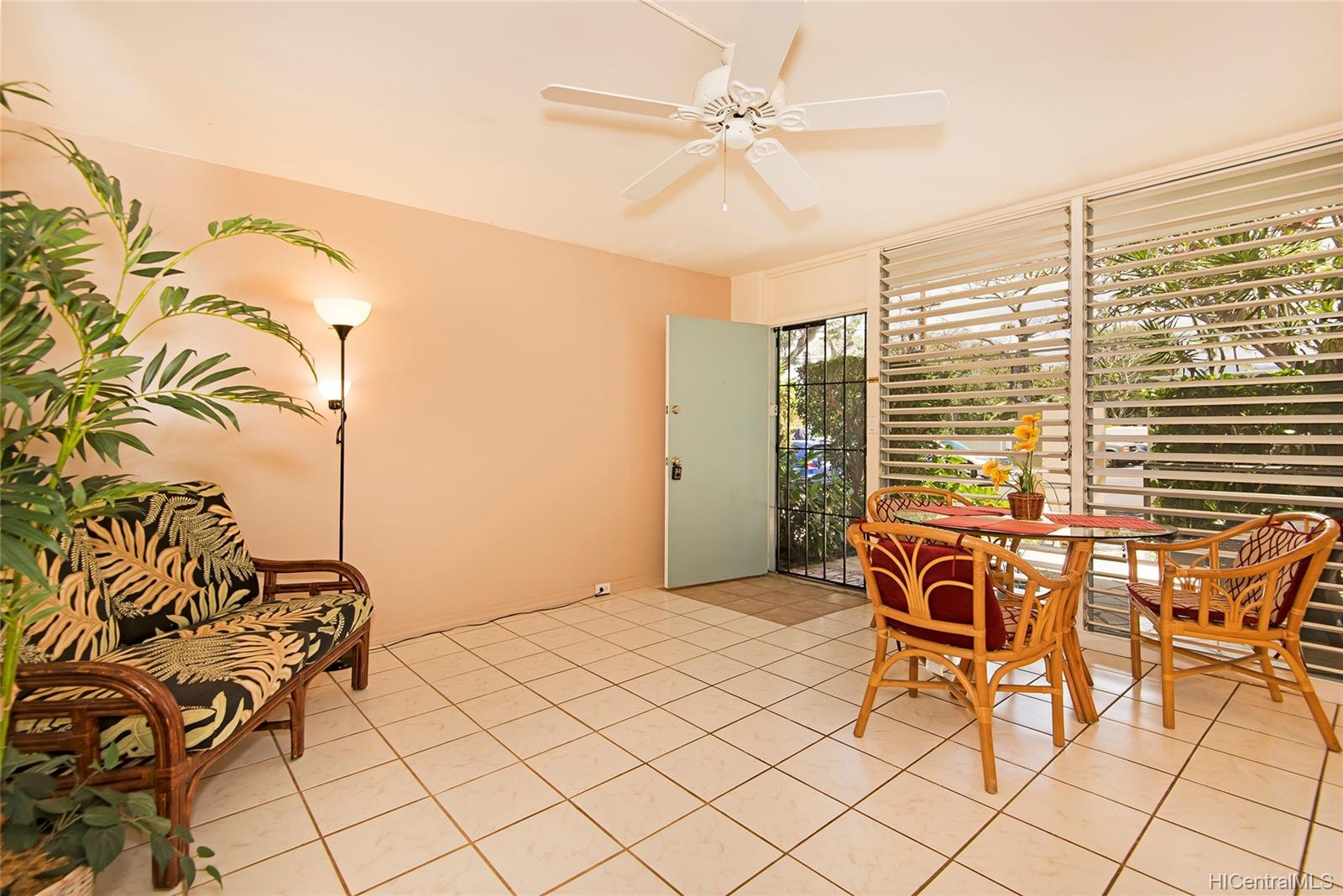 3824 Leahi Avenue #118, Honolulu, HI 96815