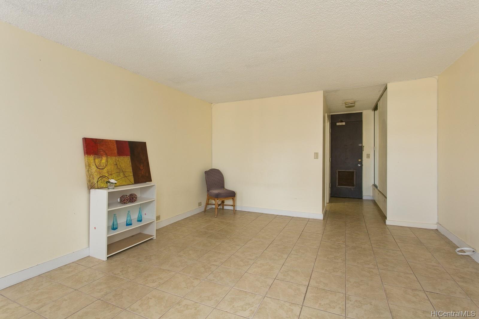 747 Amana Street #1711, Honolulu, HI 96814