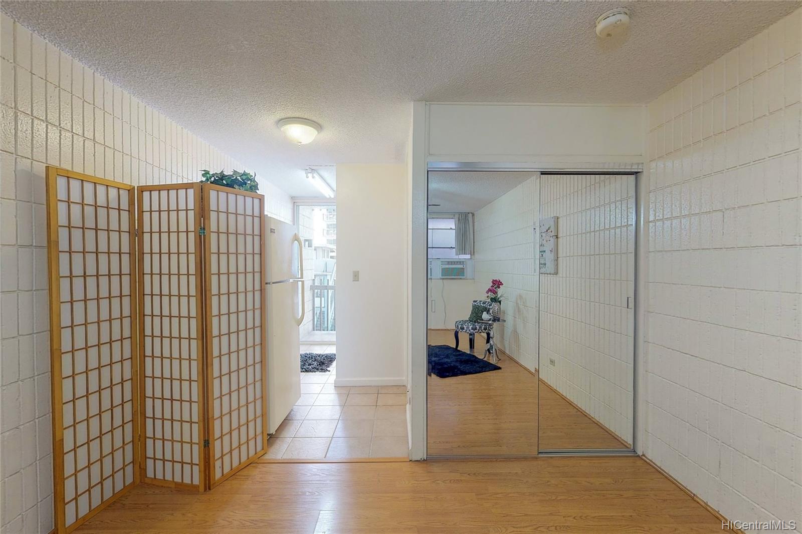 1911 Kalakaua Avenue #312, Honolulu, HI 96815