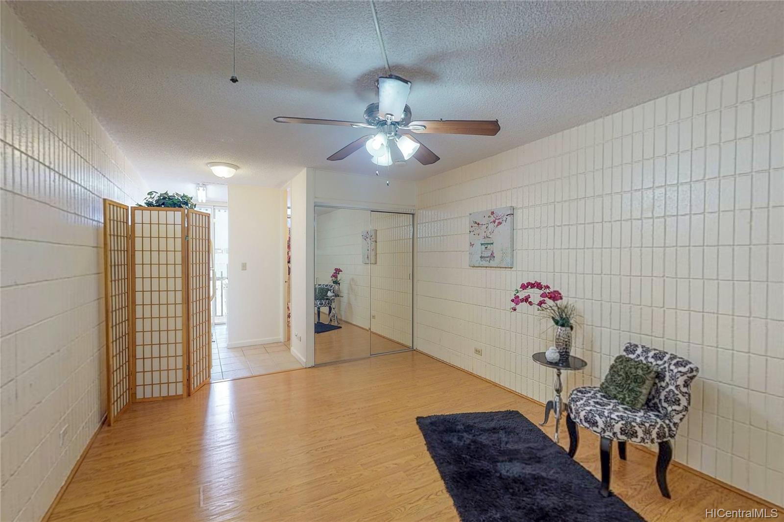 1911 Kalakaua Avenue #312, Honolulu, HI 96815