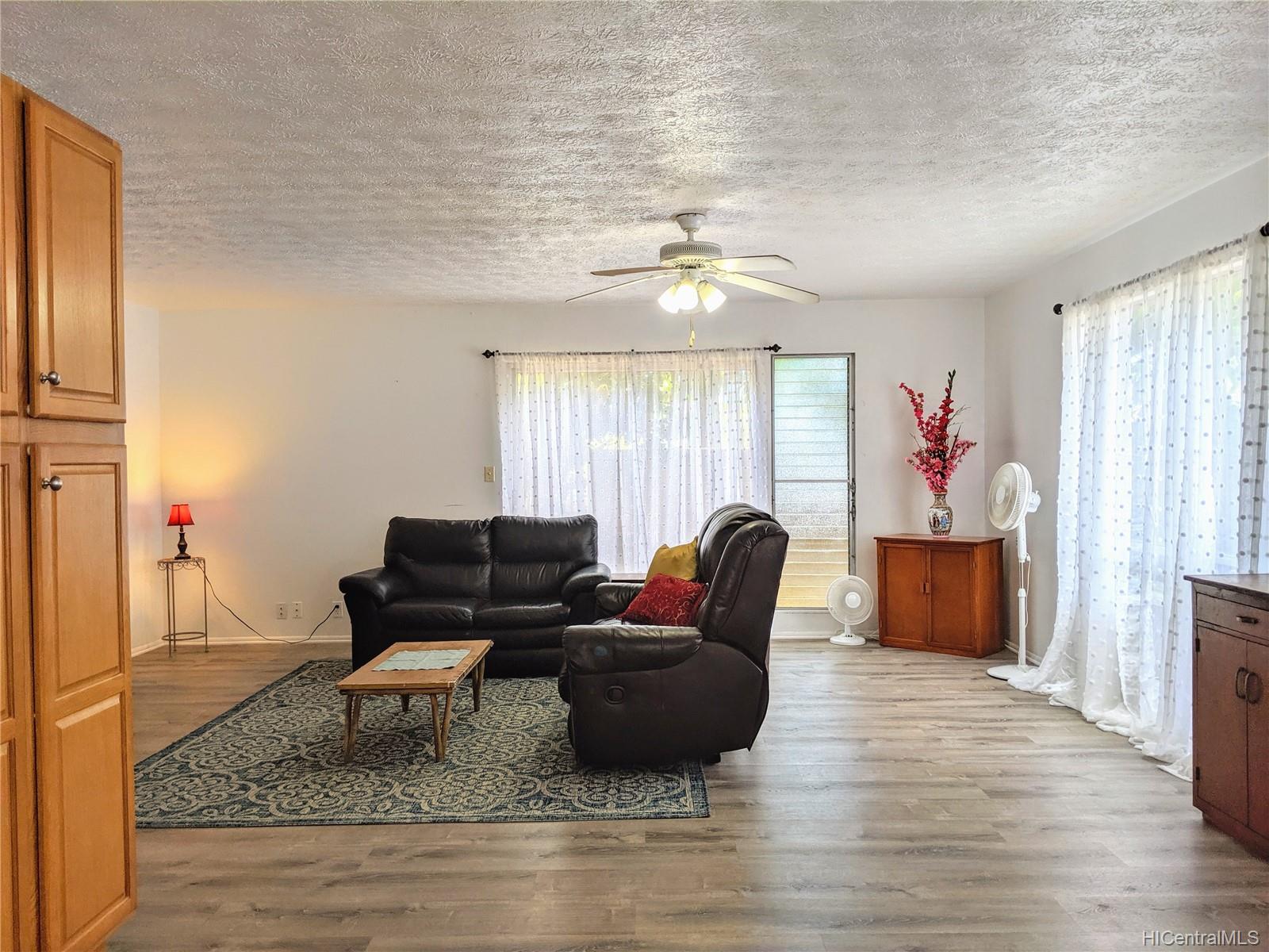 5311 Kalanianaole Highway Honolulu, HI 96821