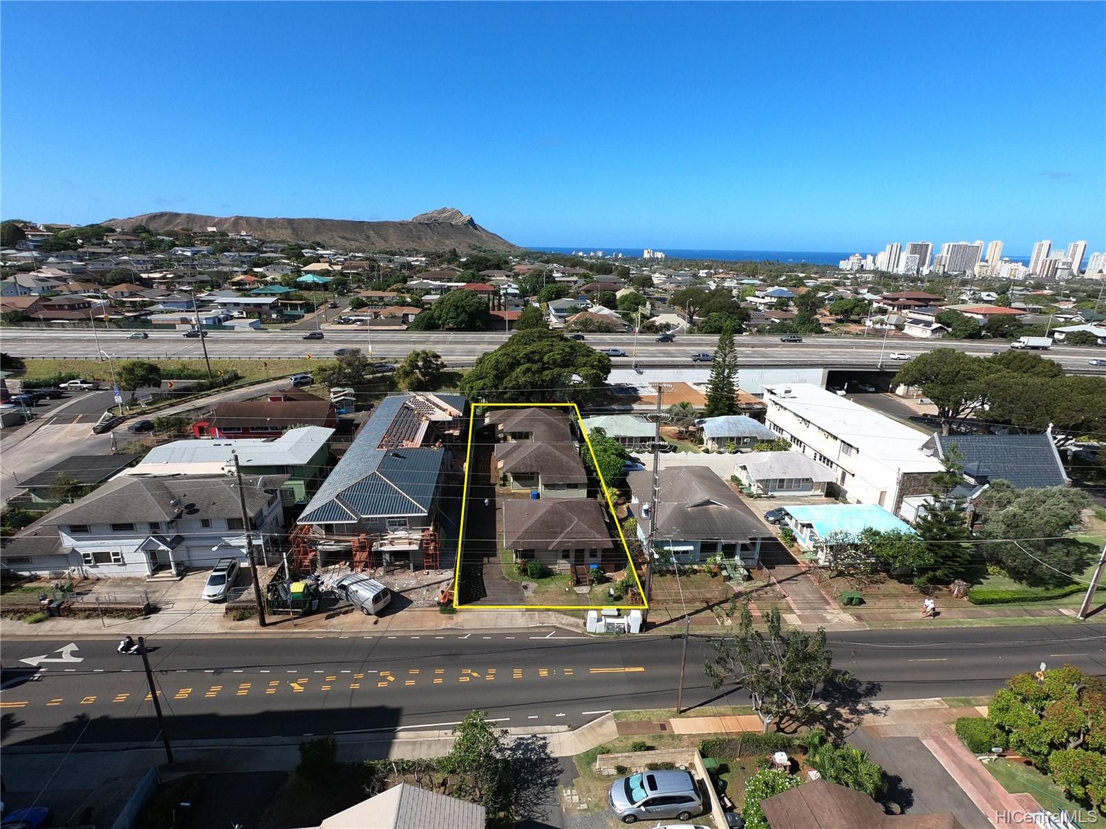 3523 Harding Avenue Honolulu, HI 96816