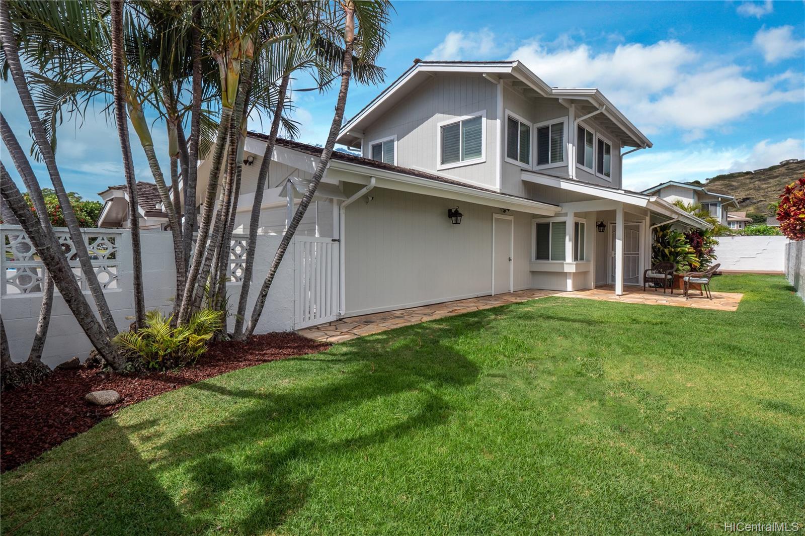 1164 Nahoku Place Honolulu, HI 96825