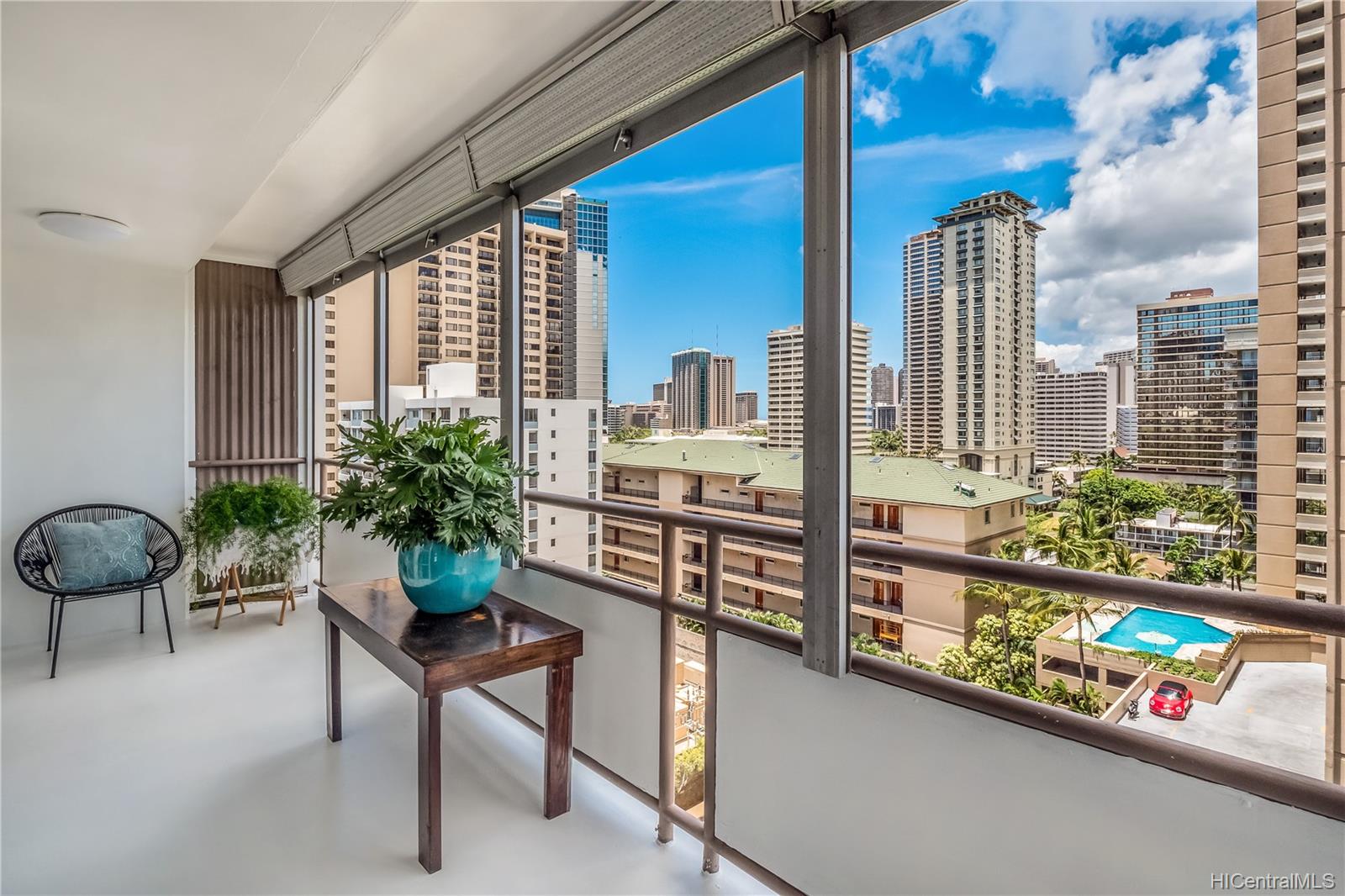 445 Kaiolu Street #1110, Honolulu, HI 96815