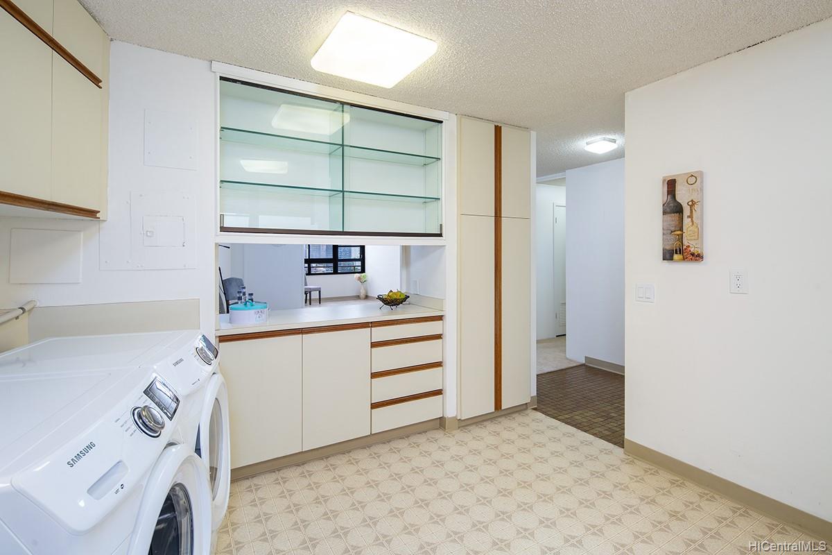 750 Kaheka Street #1507, Honolulu, HI 96814