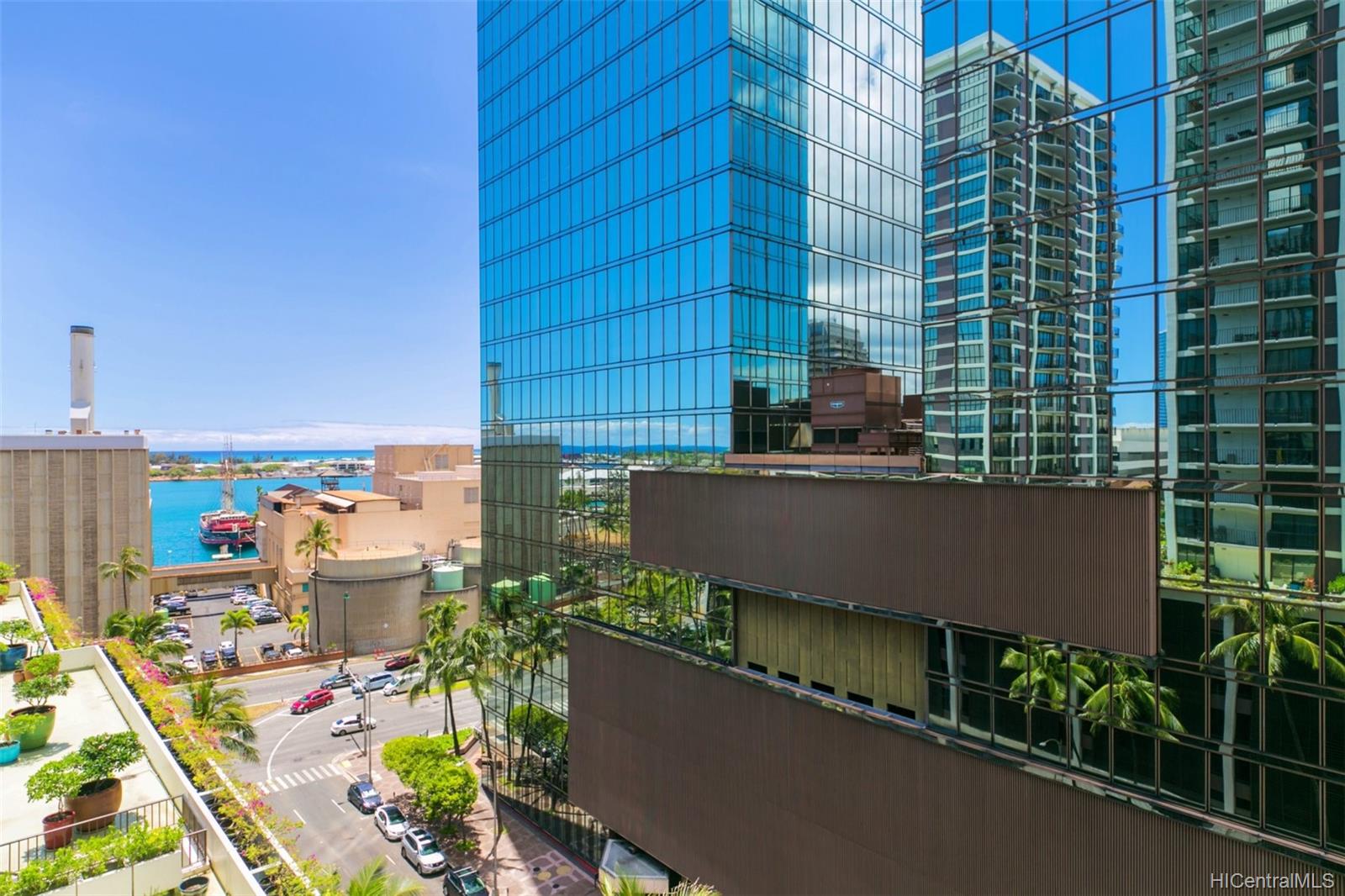 225 Queen Street #10C, Honolulu, HI 96813