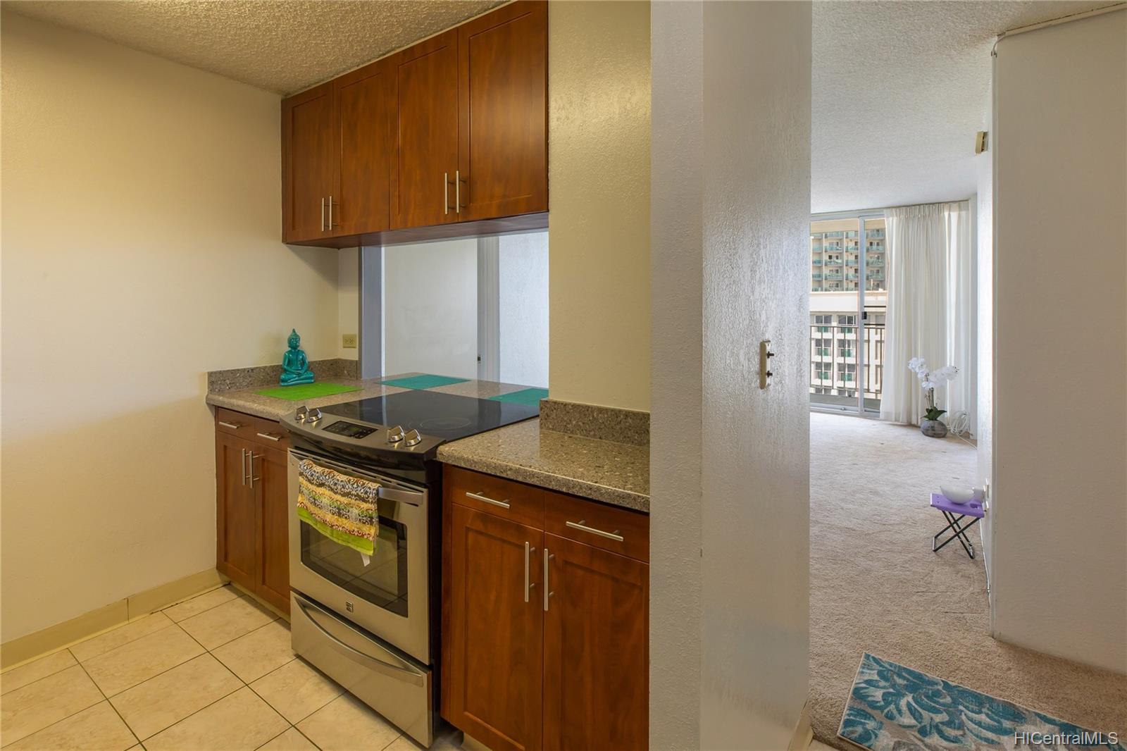 1617 Kapiolani Boulevard #1705, Honolulu, HI 96814