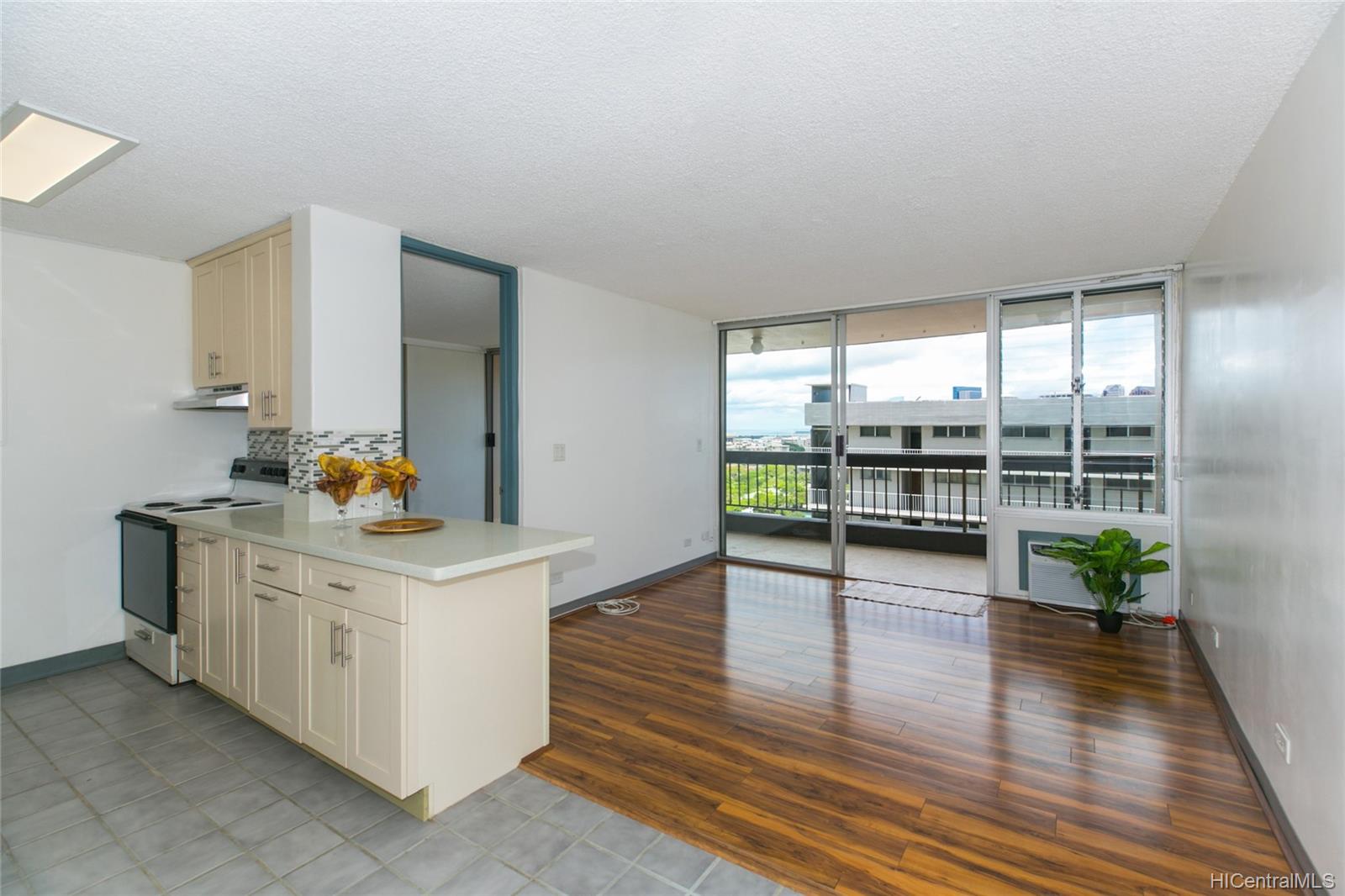 775 Kinalau Place #1604, Honolulu, HI 96813