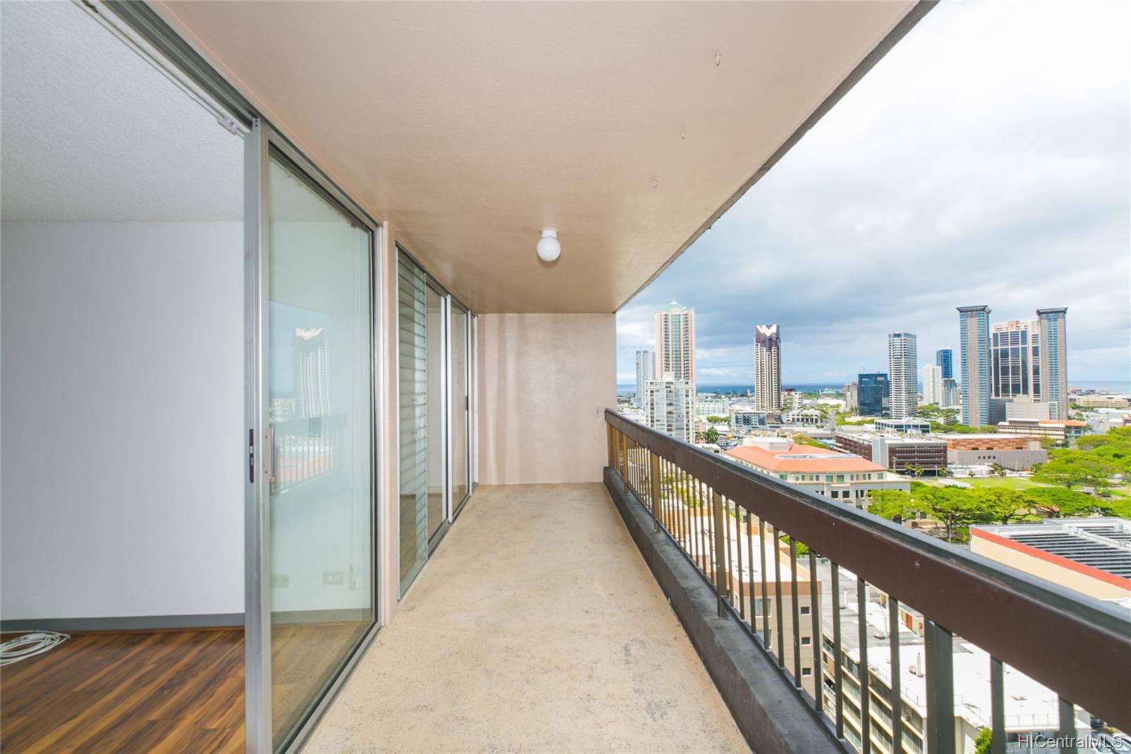 775 Kinalau Place #1604, Honolulu, HI 96813