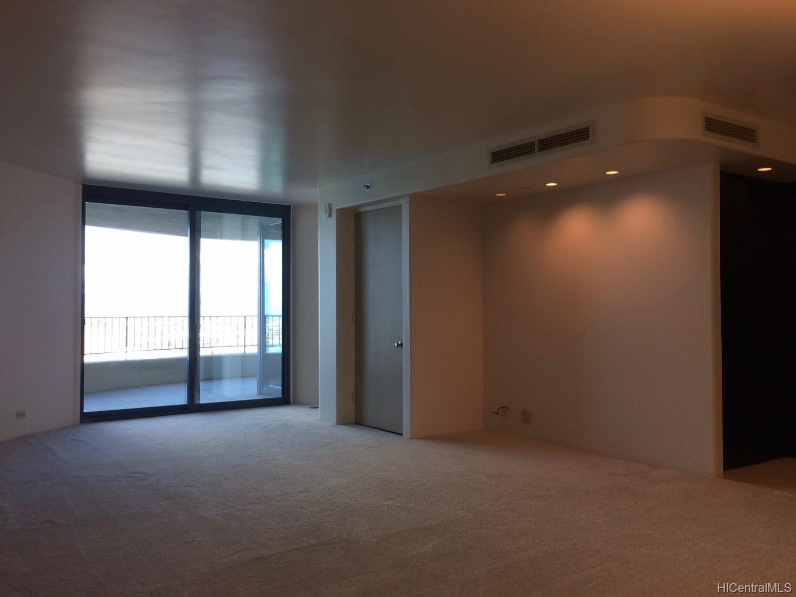 66 Queen Street #1804, Honolulu, HI 96813