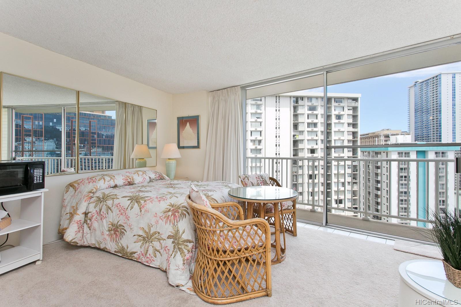 750 Amana Street #1608, Honolulu, HI 96814