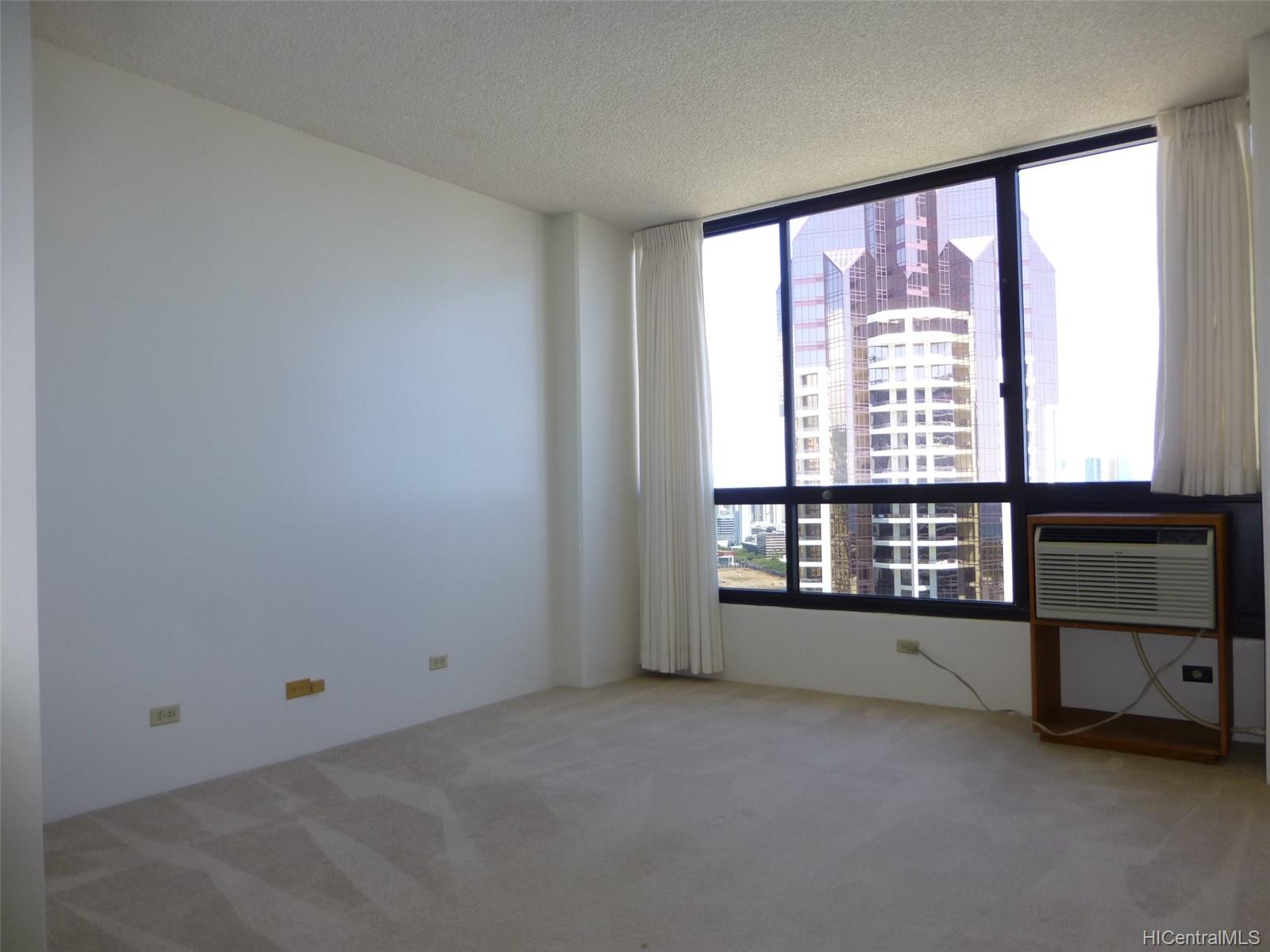 876 Curtis Street #3204, Honolulu, HI 96813